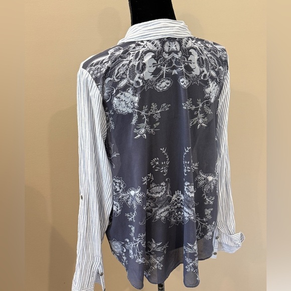 Women’s FREE PEOPLE Oxford combo party in the back striped long sleeve top. Sz L - Picture 4 of 7